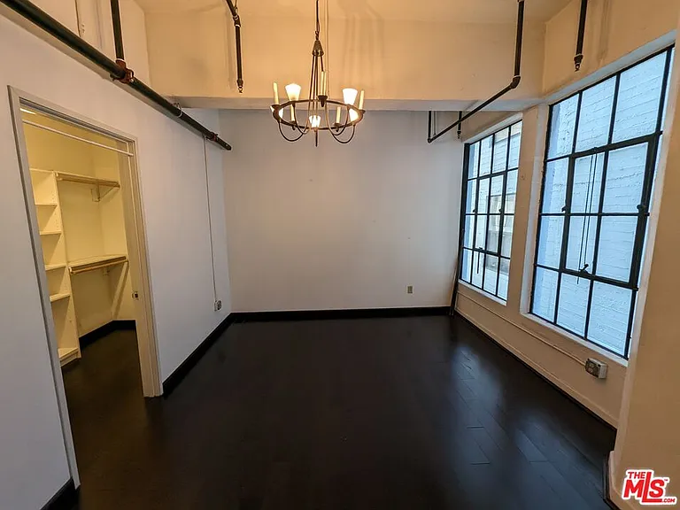 746 S Los Angeles St #402 — Photo 7