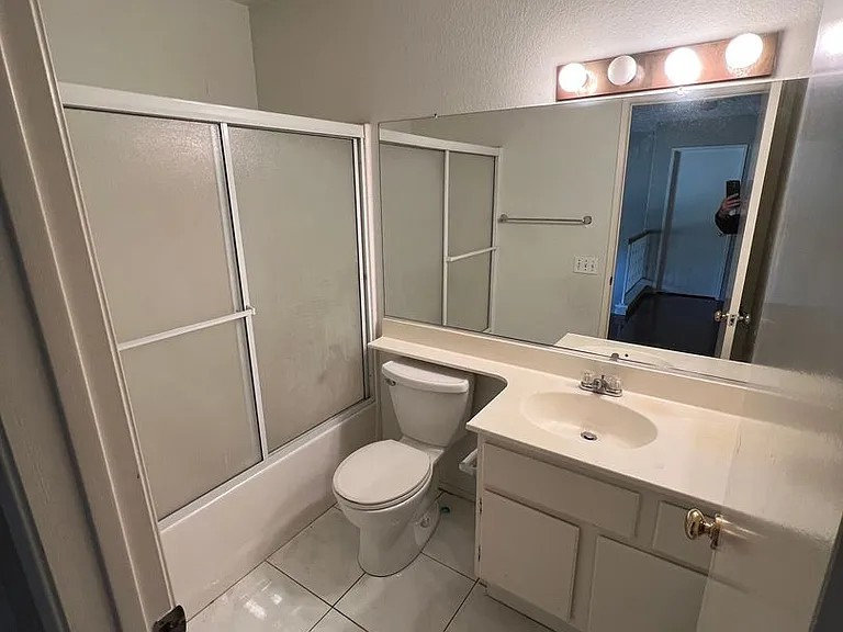 7834 Boxwood Ct — Photo 22