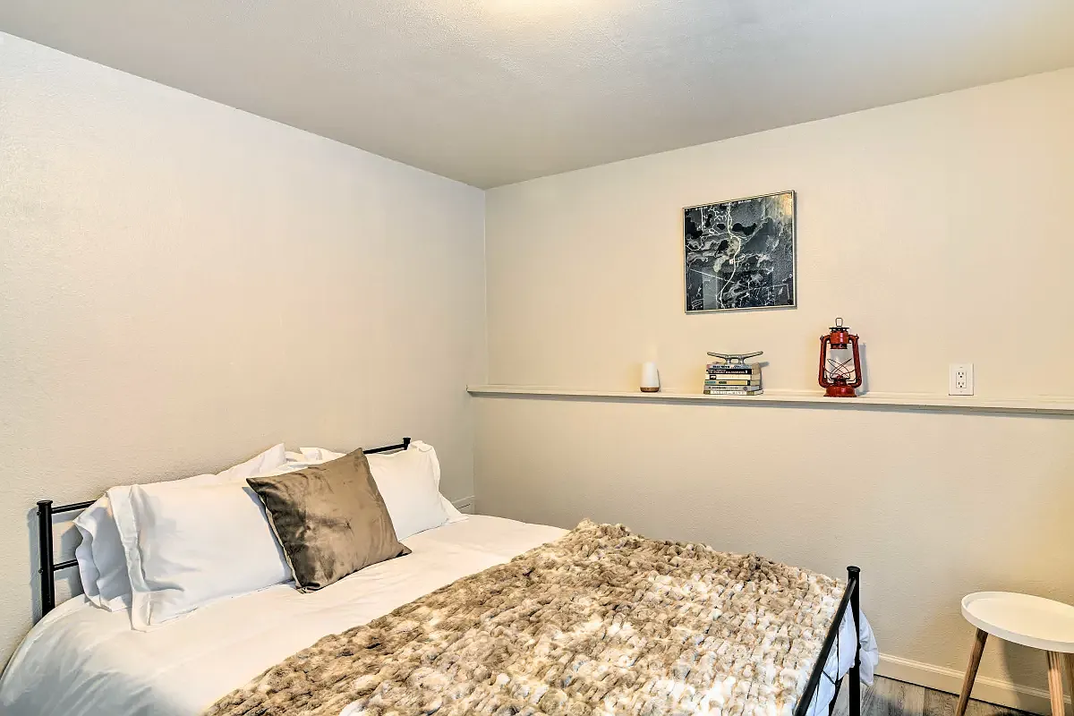 4 bed, 1872 sqft, $3,400 — Photo 4