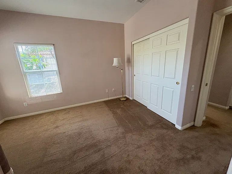 524 Golden West Dr — Photo 26