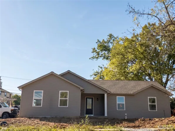 201 N West St, Warrenton, MO 63383