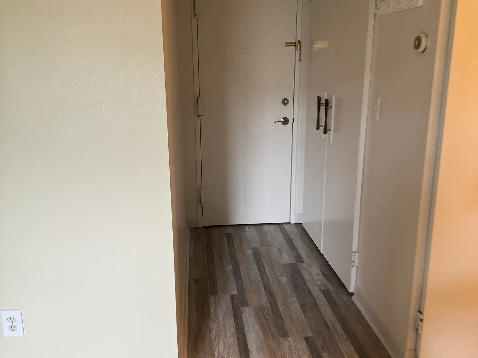 1 bed, 552 sqft, $1,400 — Photo 3