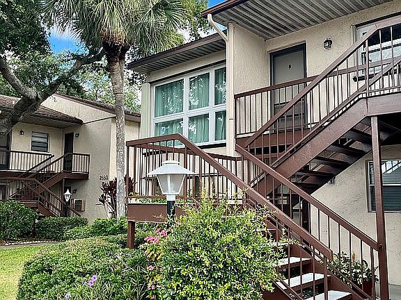 2nd image of 2500 Eagle Dr #4-B