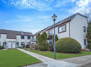 42 Monet Court #42, Middle Island, NY 11953