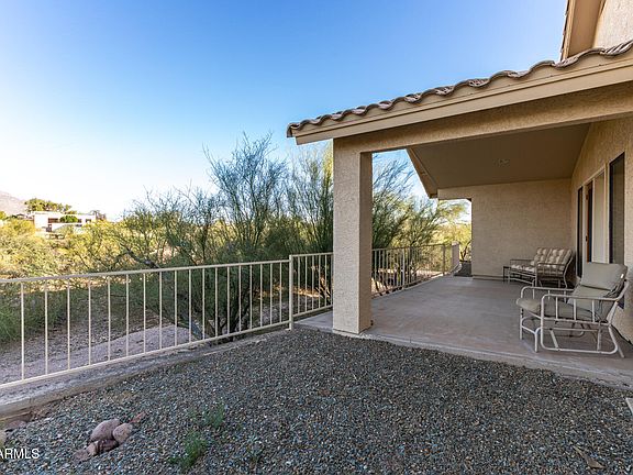 5th image of 368 N Mountain View Road