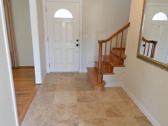 4th image of 9415 Alcosta Blvd