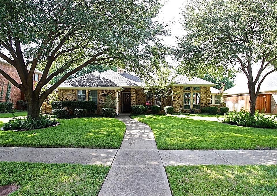 1st image of 155 Winding Hollow Ln