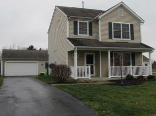 2226 Forest Ridge Dr, Hebron, OH 43025