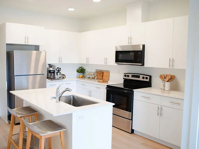 Welcome to Sun Drive Townhomes! — Photo 28