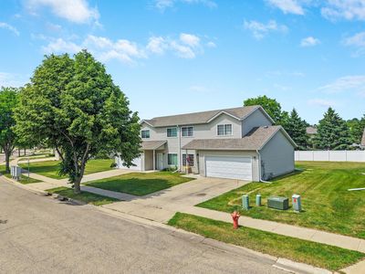 5133 Weatherstone Dr NW, Rochester, MN, 55901