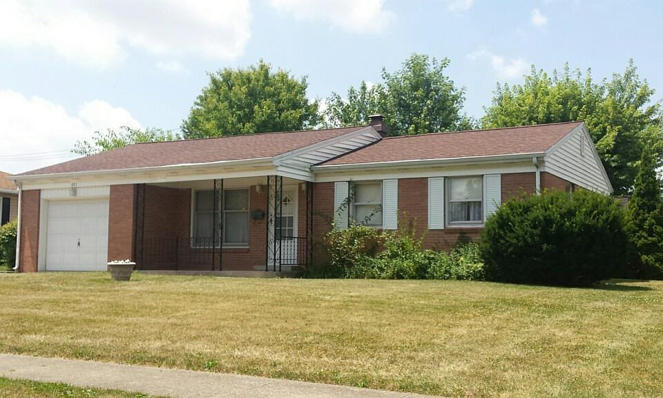 1st image of 601 Ash Ln