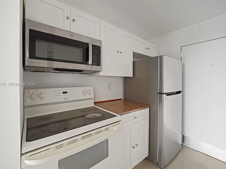 2000 NE 135th St #1010 — Photo 6