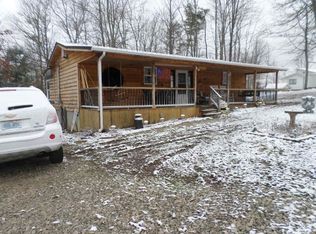 747 Doc Mullins Rd, Frenchburg, KY 40322