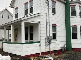 224 W Main St, Tuckerton, NJ 08087