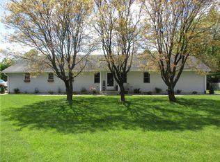 3500 River Rd, Columbus, IN 47203