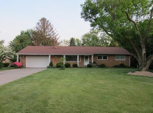 6414 Viking Dr NE, East Canton, OH 44730
