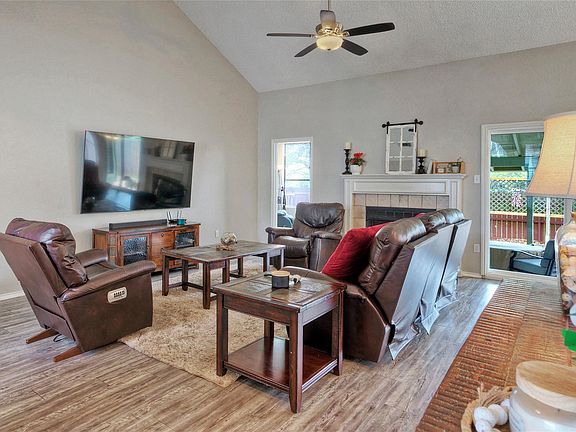 4th image of 8105 Elkhorn Mountain Trl