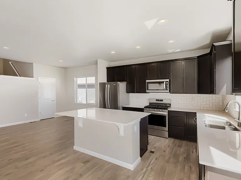 6562 Merrimack Dr — Photo 3
