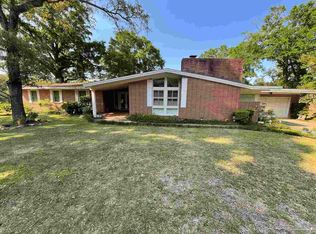 5308 Lakewood Dr, Milton, FL 32570