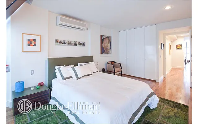 Rented by Douglas Elliman | media 23