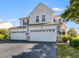 540 Pinebrook Dr, Bolingbrook, IL 60490