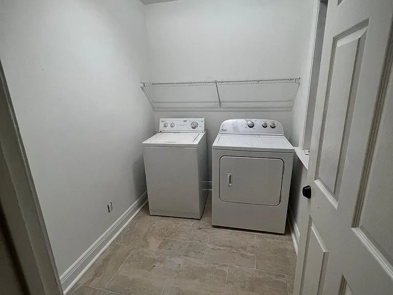 110 Allie Ln — Photo 8