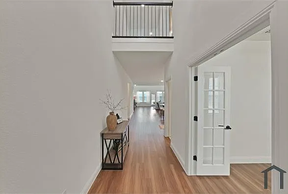 2701 Classical Dr — Photo 3