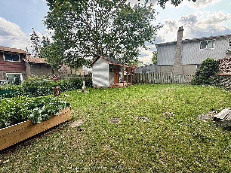906 Cecylia Ct — Photo 23