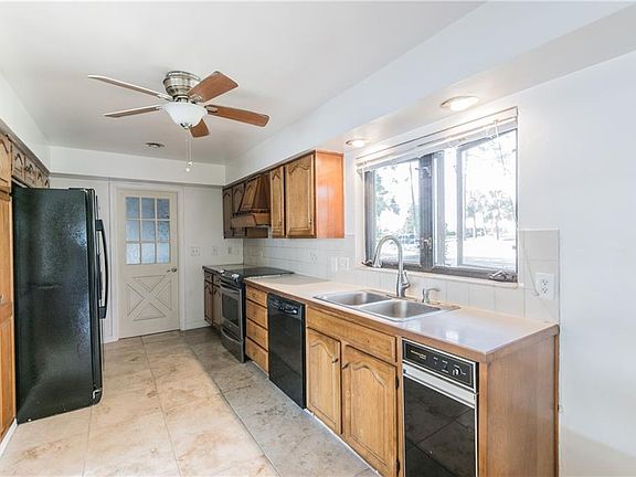 5th image of 954 Bayshore Dr