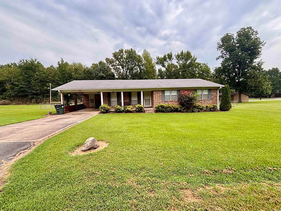 1st image of 706 Dogwood Ln