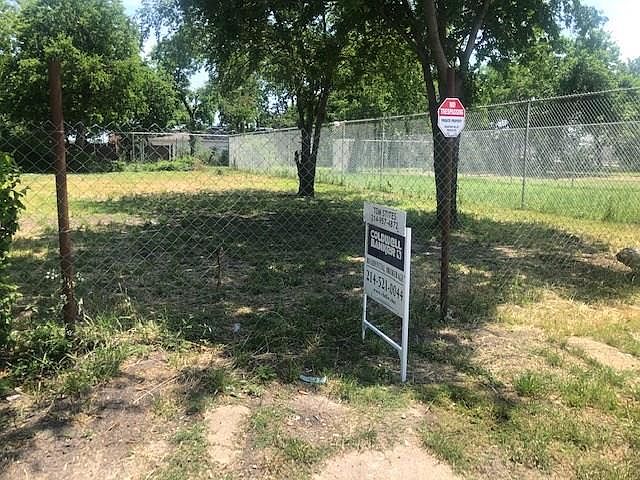 2nd image of 2822 Dawson St Lot 1