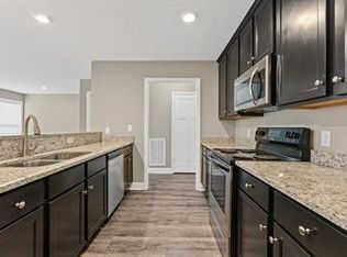 4497 Wal Valley Way APT A, Bowling Green, KY 42101