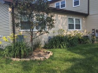 19520 116th Ave APT A, Mokena, IL 60448