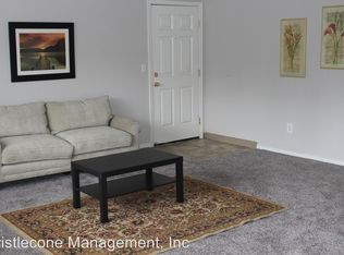 12500 SE River Rd APT 18, Milwaukie, OR 97222