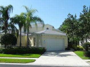 15067 Sterling Oaks Dr, Naples, FL 34110
