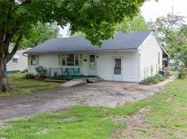 1613 S Crawford St, Fort Scott, KS 66701
