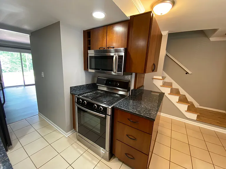 2589 Scioto View Ln — Photo 6