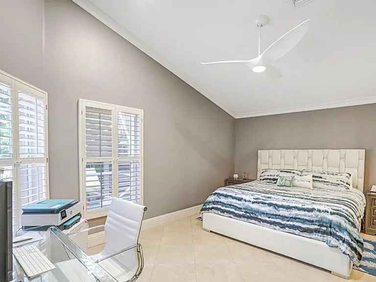2208 Soundings Ct — Photo 18