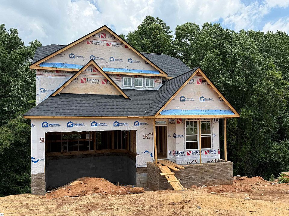 1st image of 213 Juniper Leaf Way
