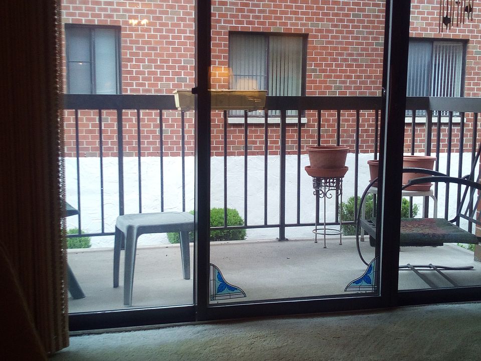 1st image of 99 S Park Ave APT 123