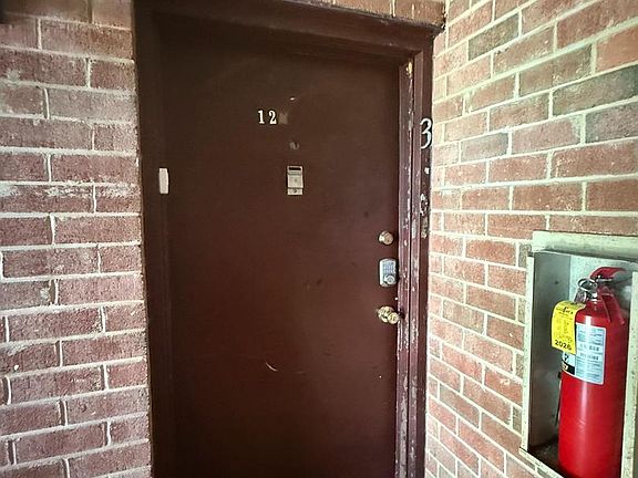 4th image of 123 Echelon Rd