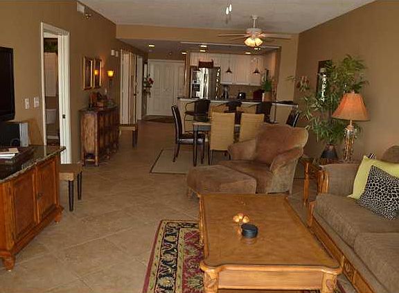 4th image of 22 Via Deluna Dr #103