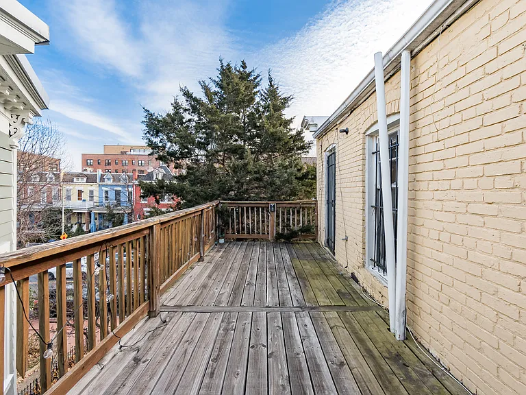 722 E St NE #2 — Photo 20