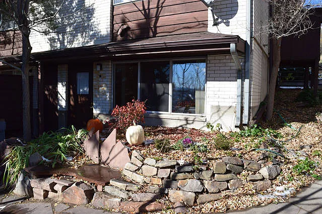 1895 Bluff St #E — Photo 7
