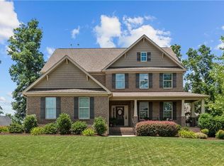 1209 Brookview Dr, Elon, NC 27244