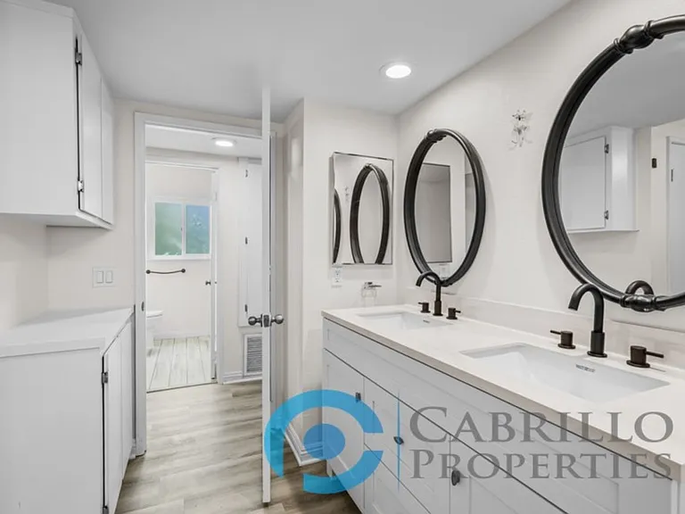 4239 Cleveland Ave #6 — Photo 14