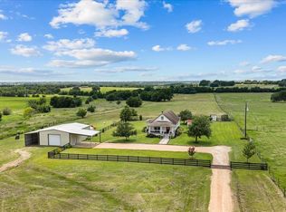 8233 Quebe Rd, Brenham, TX 77833