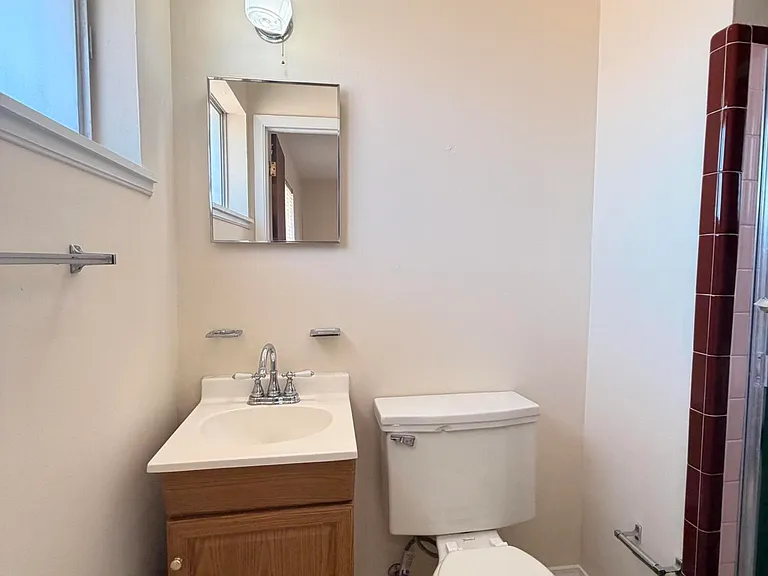5726 Waycross Ave — Photo 17