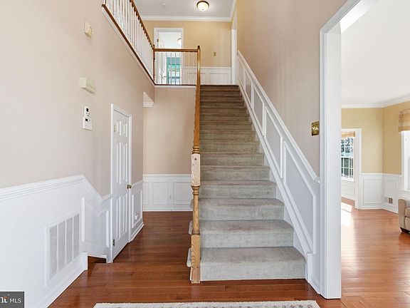 4th image of 411 Dartmoor Rd