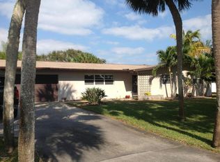 455 N 4th St, Cocoa Beach, FL 32931